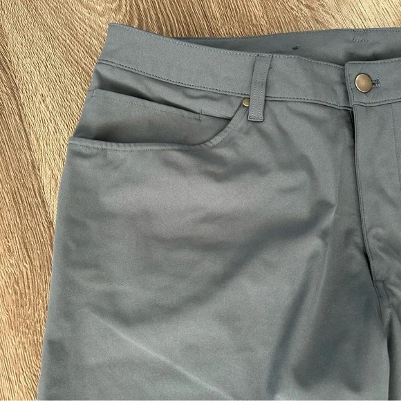 LULULEMON MENS ABC PANTS